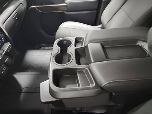 Used 2021 Chevrolet Silverado 1500 RST image 32