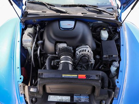 Used 2006 Chevrolet SSR w/ Preferred Equipment Group RWD image 24