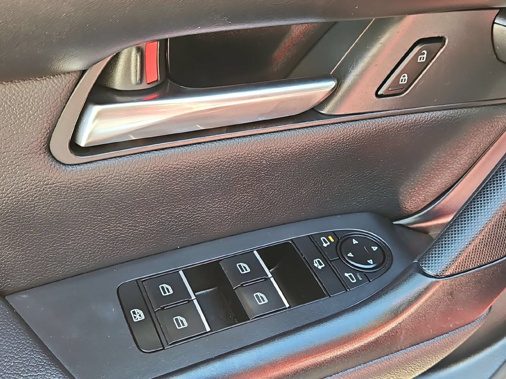 Used 2025 MAZDA CX-50 AWD 2.5 S w/ Premium Plus Pkg image 13
