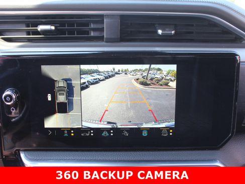 Used 2023 GMC Sierra 1500 Denali w/ Technology Package AWD/4WD image 23