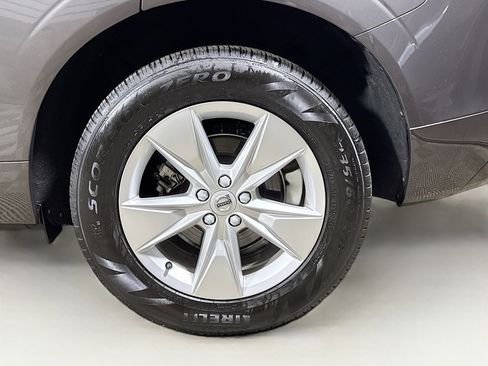 Used 2022 Volvo XC60 B5 Momentum AWD/4WD image 29