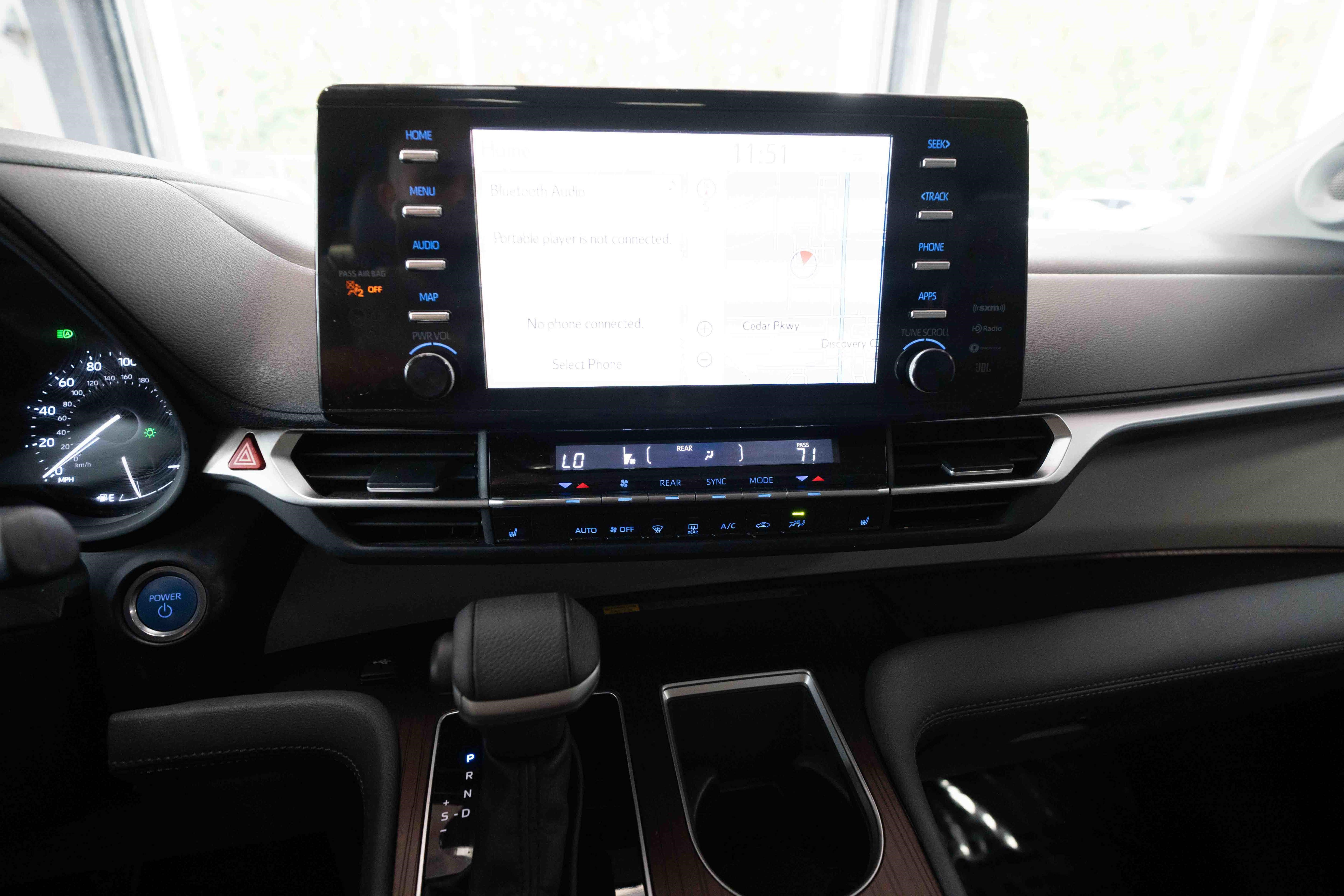 Certified 2023 Toyota Sienna XLE w/ XLE Plus Package AWD/4WD image 18