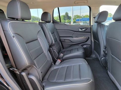 Used 2023 GMC Acadia Denali AWD/4WD image 23