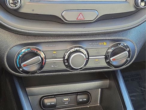 Used 2024 Kia Soul LX w/ Option Group 015 image 26