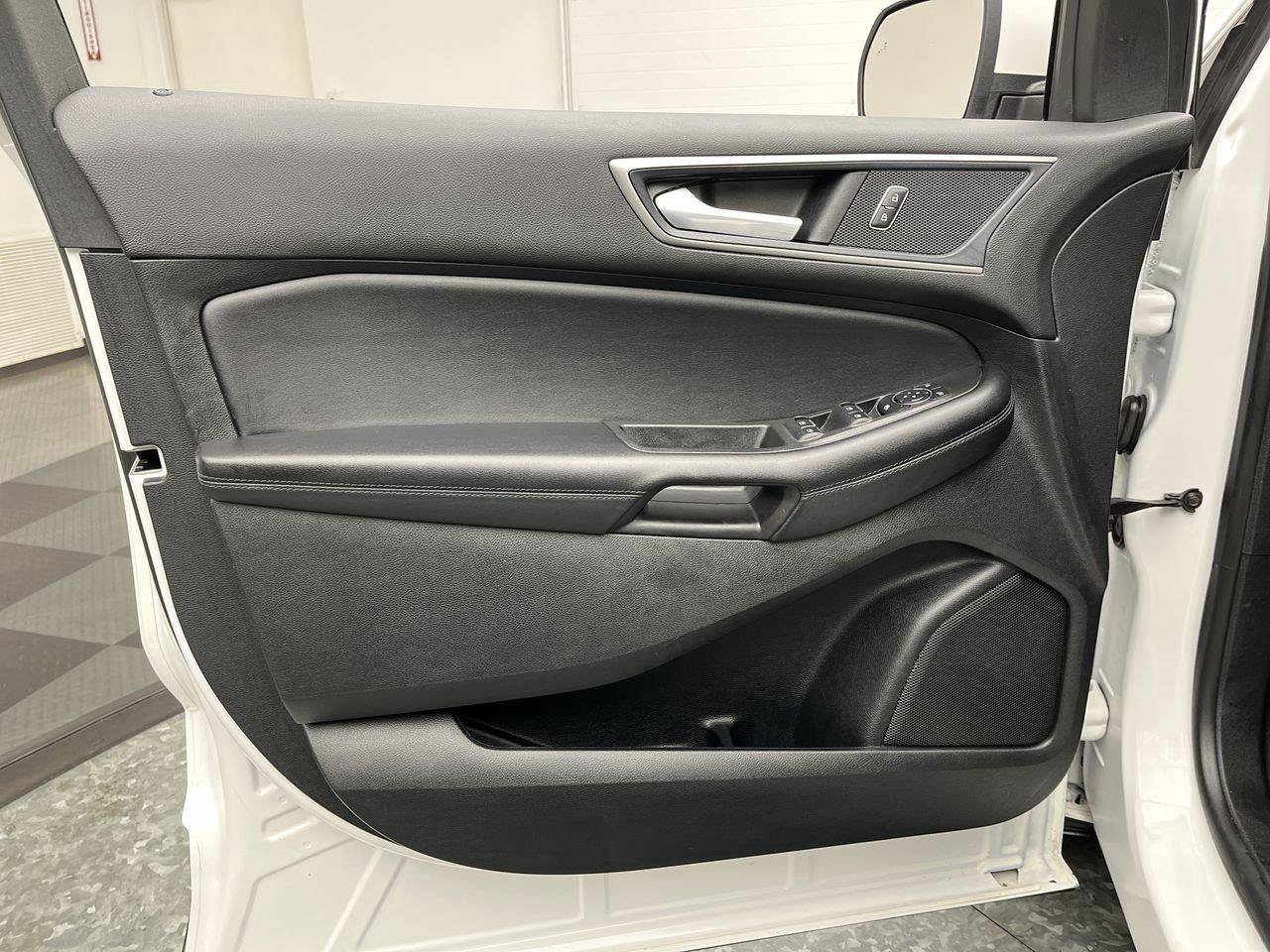 Certified 2024 Ford Edge SEL w/ Convenience Package AWD/4WD image 8