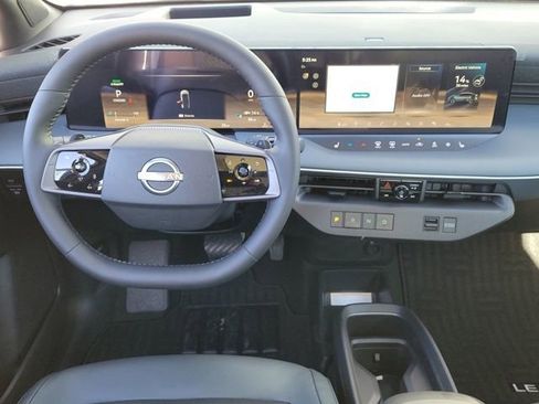 New 2026 Nissan Leaf Platinum+ w/ Cargo Package (Platinum+) FWD image 8