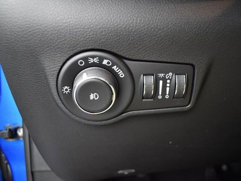 New 2026 Jeep Compass Latitude w/ Sun and Sound Group image 14