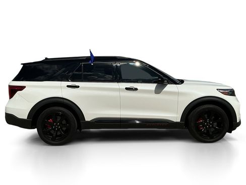 Certified 2022 Ford Explorer ST w/ ST Street Pack RWD image 8