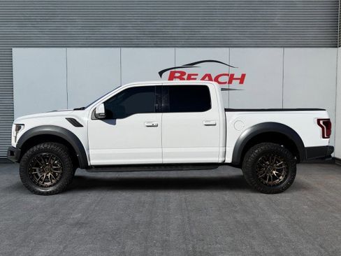 Used 2018 Ford F150 Raptor w/ Equipment Group 802A Luxury image 7