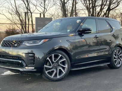New 2025 Land Rover Discovery Dynamic SE