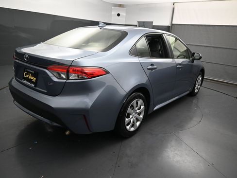 Used 2020 Toyota Corolla LE image 13