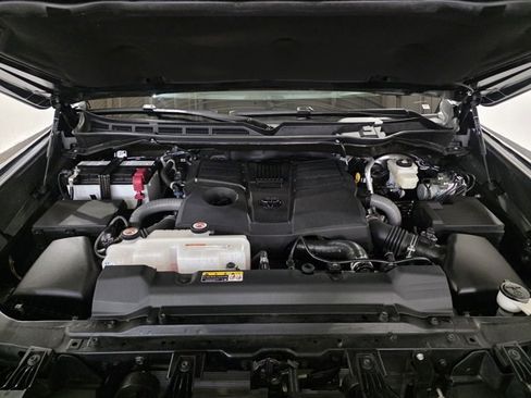 Used 2024 Toyota Tundra Platinum image 29
