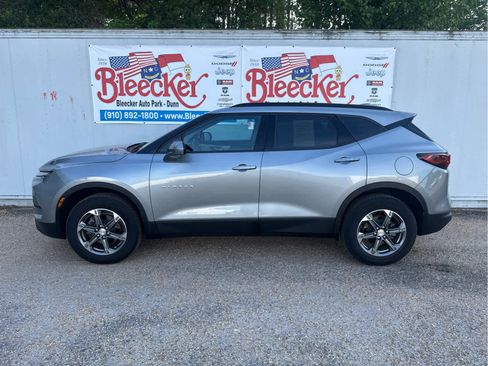 Certified 2024 Chevrolet Blazer LT w/ Convenience Package FWD image 8