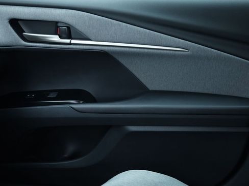 New 2026 Toyota Camry LE image 12