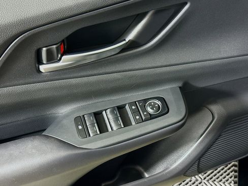 Used 2024 Toyota Prius Prime image 19