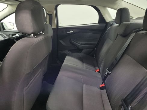 Used 2017 Ford Focus SEL FWD image 18