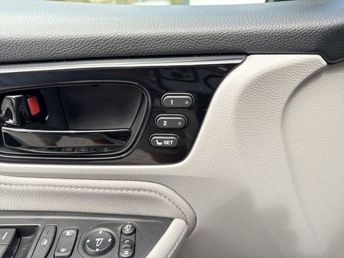 Used 2024 Honda Odyssey Elite image 21