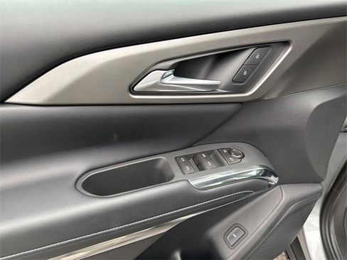 New 2026 Chevrolet Traverse LT w/ LPO, Floor Liner Package image 14