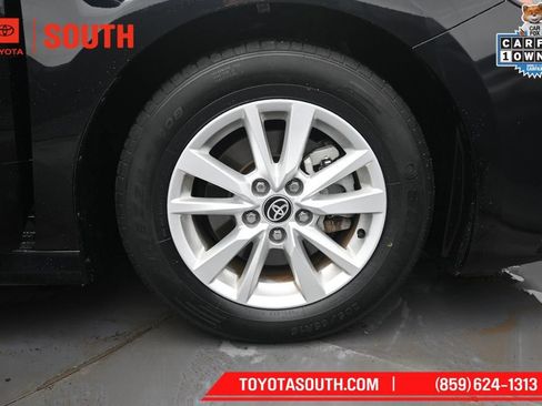 Used 2025 Toyota Camry LE w/ Convenience Package FWD image 35