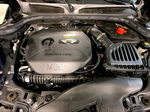 Used 2015 MINI Cooper S image 31