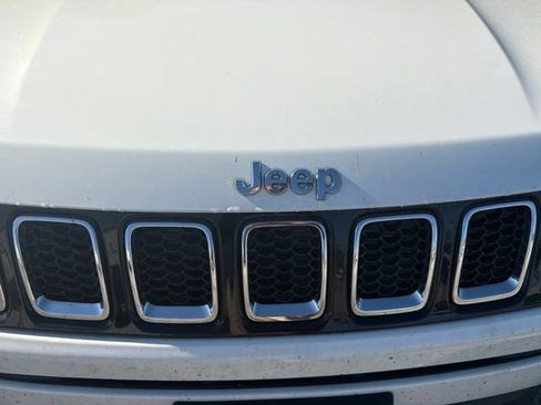 Used 2018 Jeep Compass Latitude w/ Popular Equipment Group AWD/4WD image 26