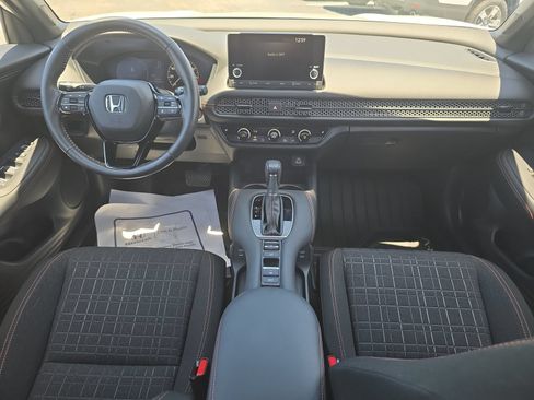 Certified 2024 Honda HR-V Sport image 9