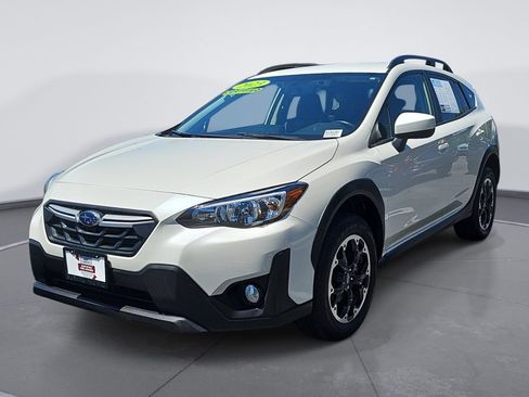 Certified 2023 Subaru Crosstrek 2.0i Premium AWD/4WD image 7