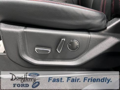 Used 2023 Ford Expedition Limited image 25