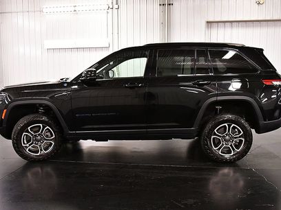 Used 2023 Jeep Grand Cherokee Trailhawk