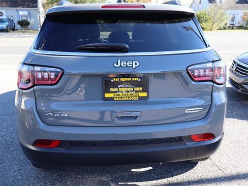 Used 2024 Jeep Compass Latitude image 6