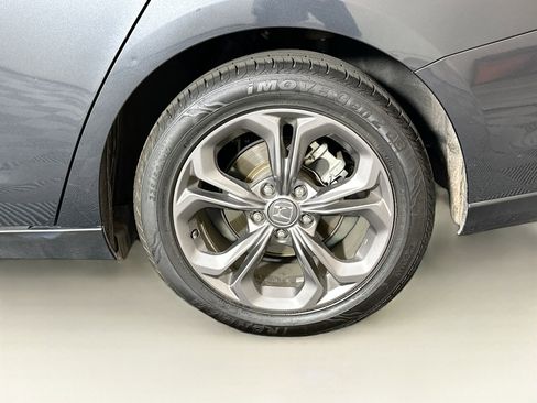 Used 2024 Honda Accord EX image 11