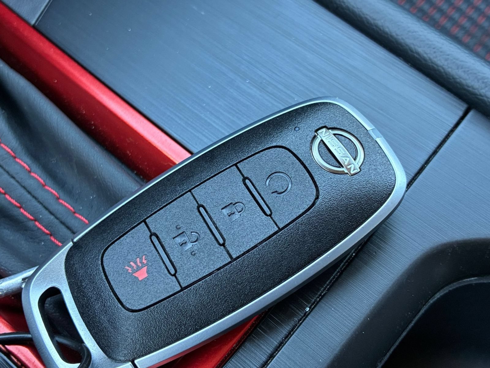 Used 2026 Nissan Kicks SR FWD image 25