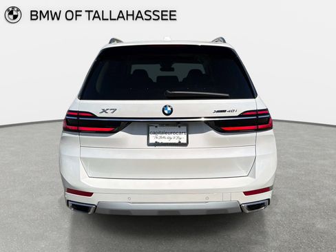 New 2026 BMW X7 xDrive40i w/ Premium Package AWD/4WD image 6
