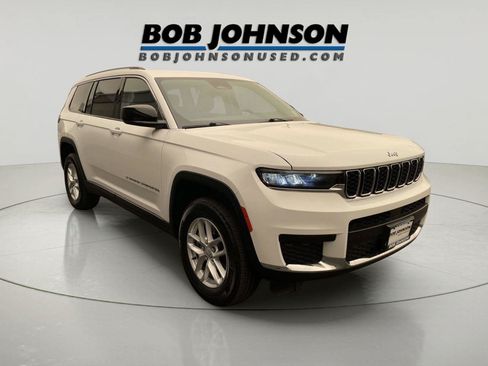 Used 2023 Jeep Grand Cherokee L Laredo AWD/4WD image 1