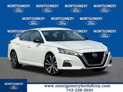 Used 2022 Nissan Altima 2.5 SR