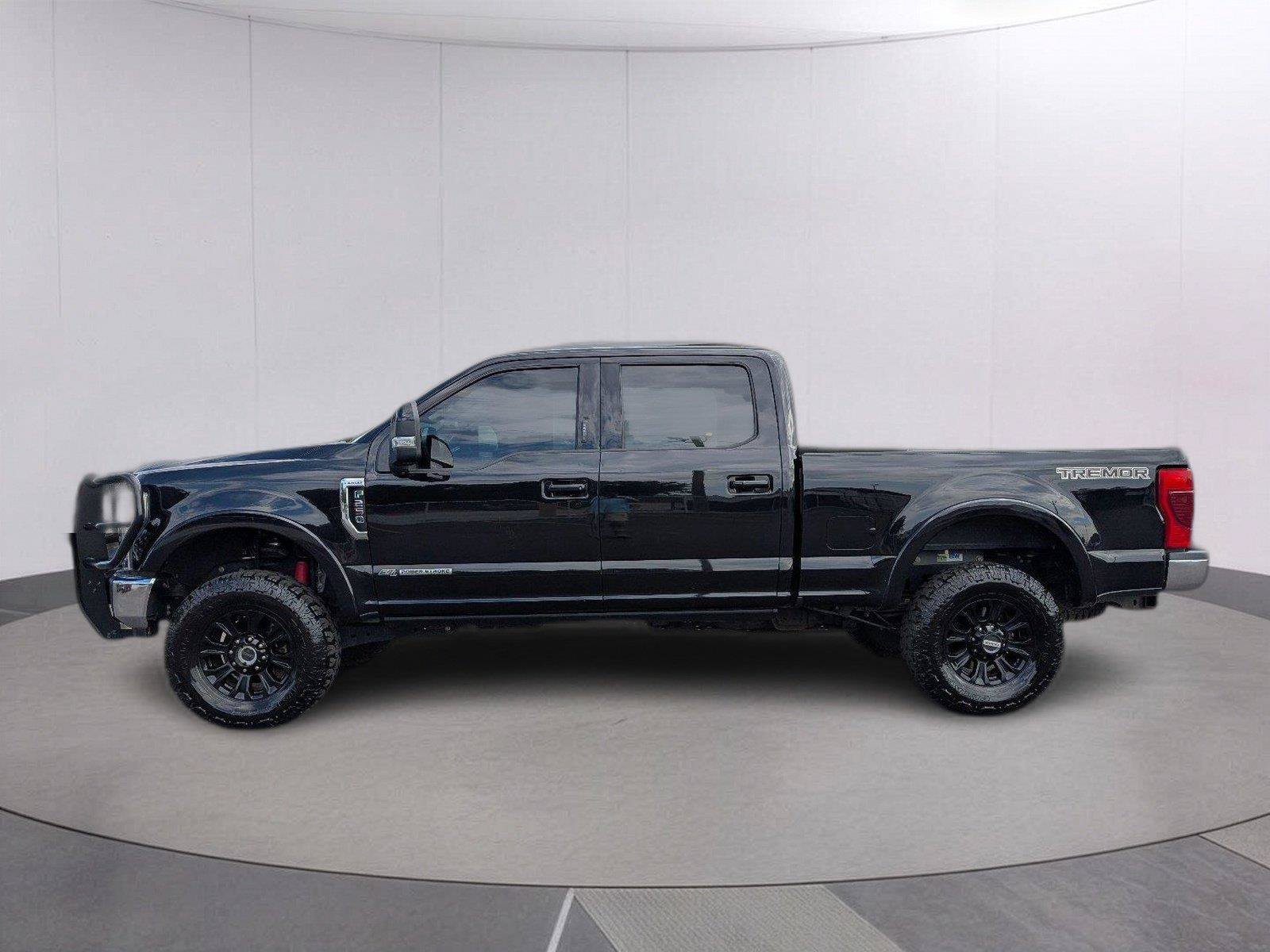 Used 2020 Ford F250 Lariat w/ Tremor Off-Road Package AWD/4WD image 2