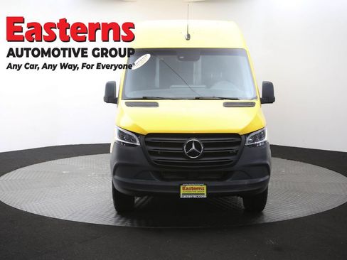 Used 2021 Mercedes-Benz Sprinter 2500 w/ Acoustic Package image 49