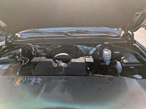 Used 2018 Chevrolet Tahoe LT AWD/4WD image 35