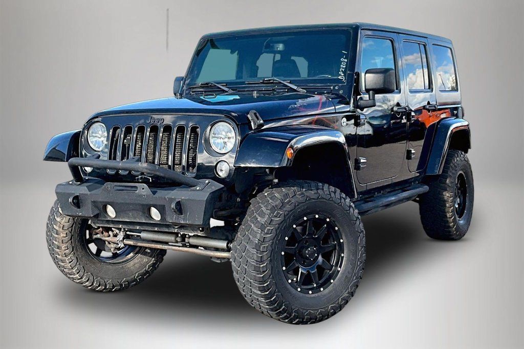 Used 2016 Jeep Wrangler Unlimited Sahara AWD/4WD image 3