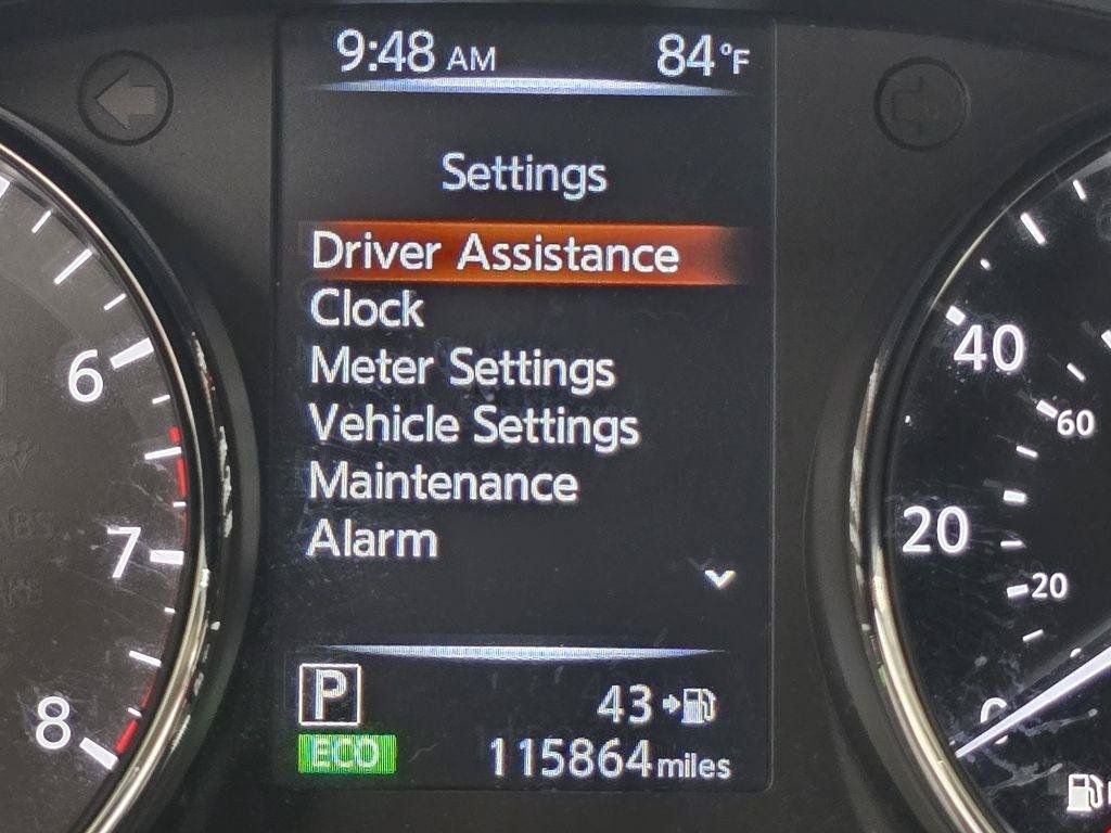 Used 2017 Nissan Rogue SV FWD image 24