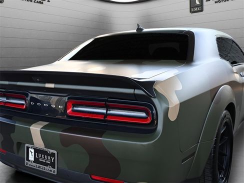Used 2021 Dodge Challenger SRT Hellcat Redeye image 8