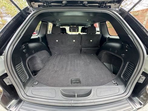 Used 2016 Jeep Grand Cherokee Laredo w/ Quick Order Package 23E image 14