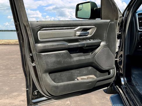 Used 2020 RAM 1500 Big Horn AWD/4WD image 23