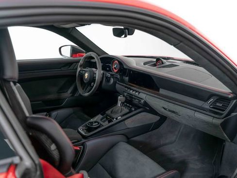 Used 2024 Porsche 911 GT3 image 23