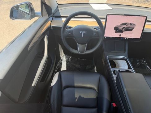 Used 2023 Tesla Model Y Long Range AWD/4WD image 14