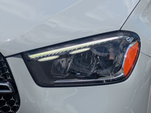 Used 2024 Mercedes-Benz GLE 350 4MATIC image 9