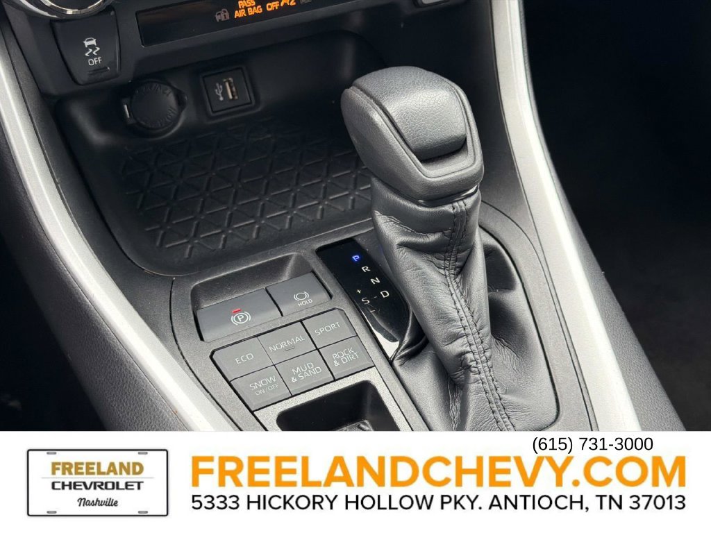 Used 2023 Toyota RAV4 XLE AWD/4WD image 29