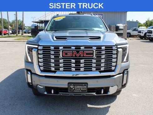 Used 2024 GMC Sierra 3500 Denali w/ Denali Reserve Package image 2