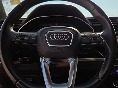 Used 2023 Audi Q3 2.0T Premium image 12