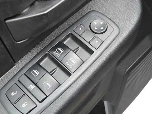 Used 2019 RAM 1500 Tradesman w/ Chrome Plus Package image 26